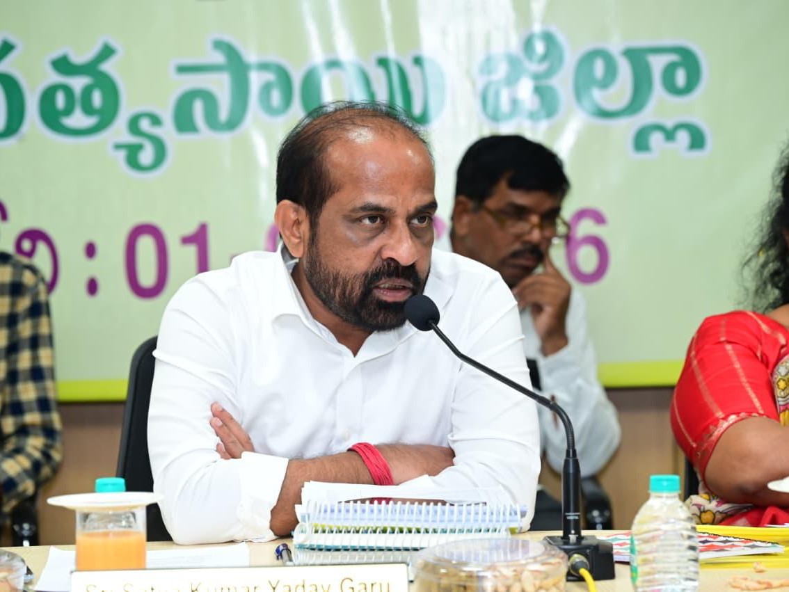 అధికారాలకు మంత్రి కీలక ఆదేశాలు