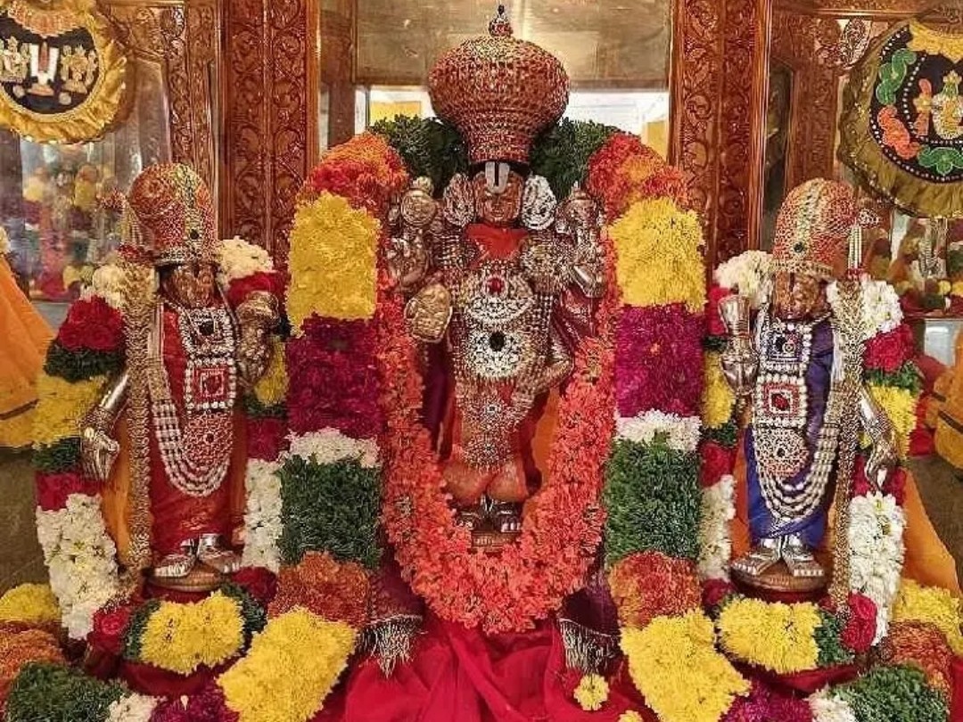 నేడు శ్రీవారి గరుడసేవ