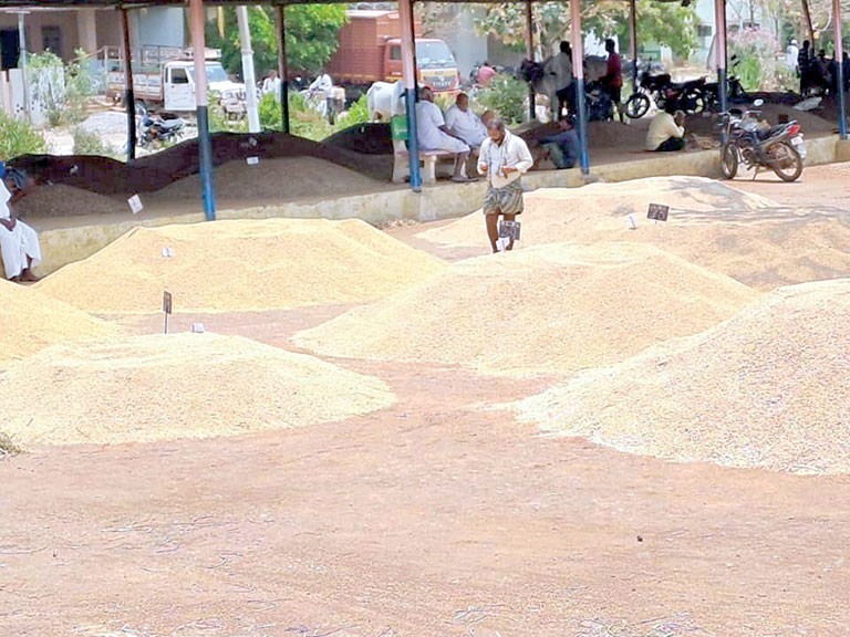 నేటి నుంచి వరి కొనుగోలు కేంద్రాలు ప్రారంభం!