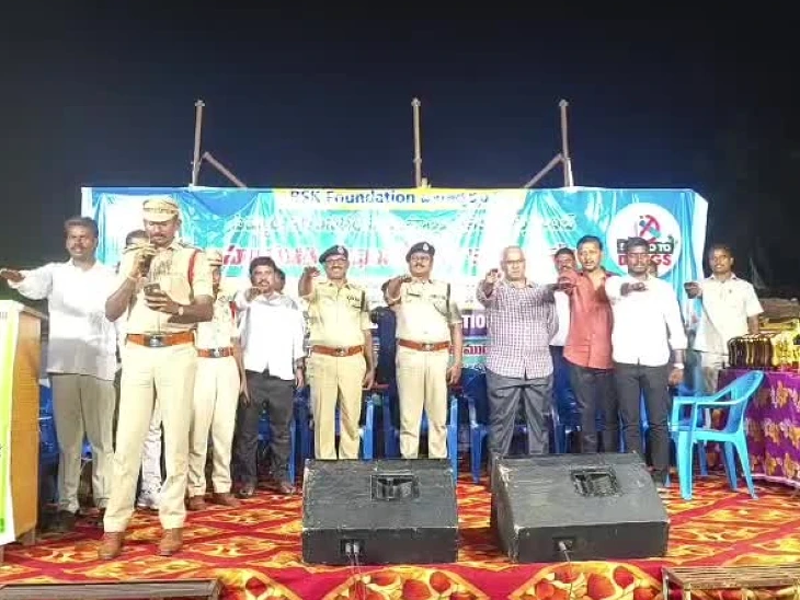 ఆన్‌లైన్ గేమ్స్‌కు దూరంగా ఉండాలి: అడిషనల్ డీసీపీ