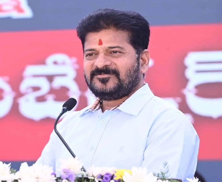 పాలకులం కాదు.. సేవకులం: సీఎం రేవంత్
