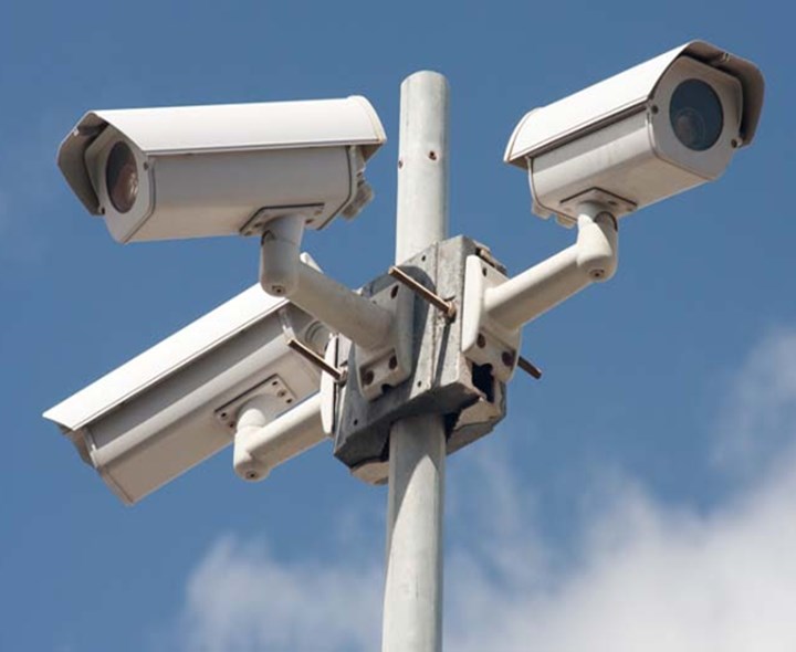 లక్షకు పైగా చైనా సీసీ కెమెరాల తొలగింపు