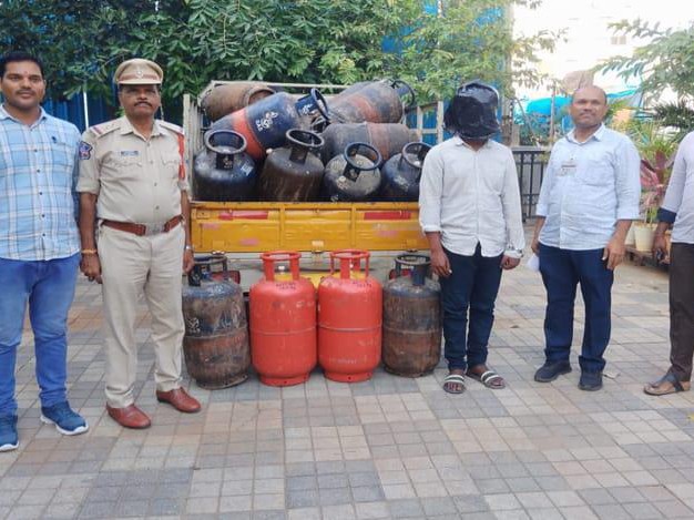 మాదాపూర్‌లో సిలిండర్ల దొంగ అరెస్ట్