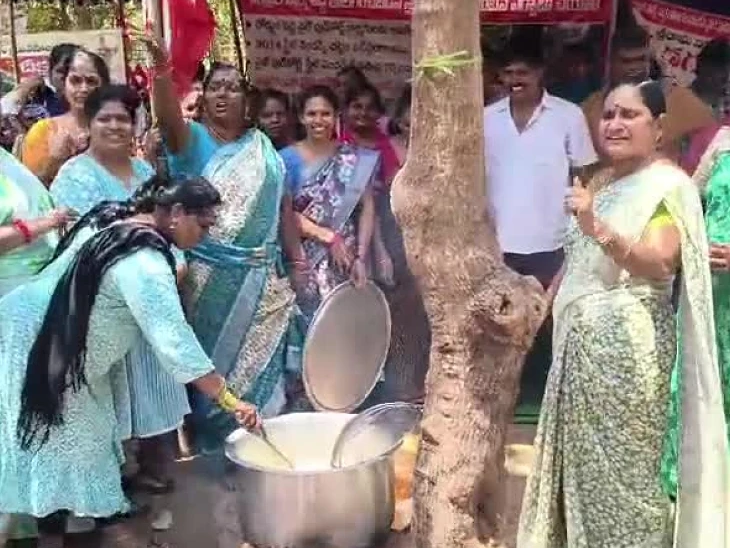 నైట్ ఫుడ్ కోర్ట్ ఏర్పాటు చేయాలని వర్తకుల నిరసన