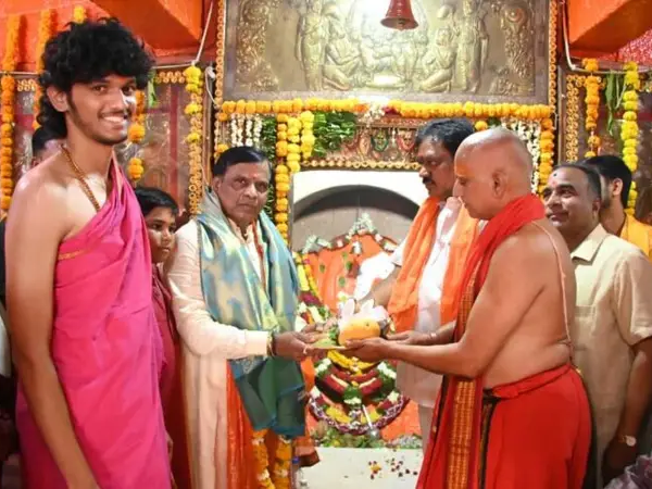 ప్రతి యువకుడు హనుమంతుడిలా మారాలి: ఎమ్మెల్యే