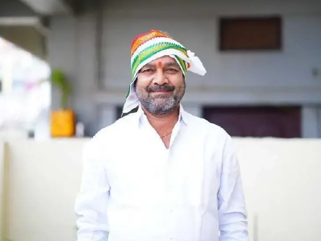 DCC కార్యవర్గాన్ని విడుదల చేసిన ధారాసింగ్