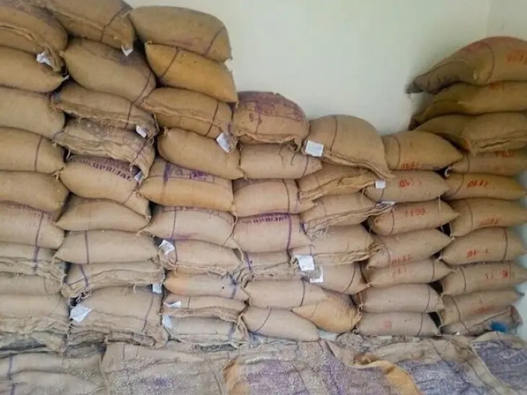 రేషన్ షాపుల్లో మోసాలు..!