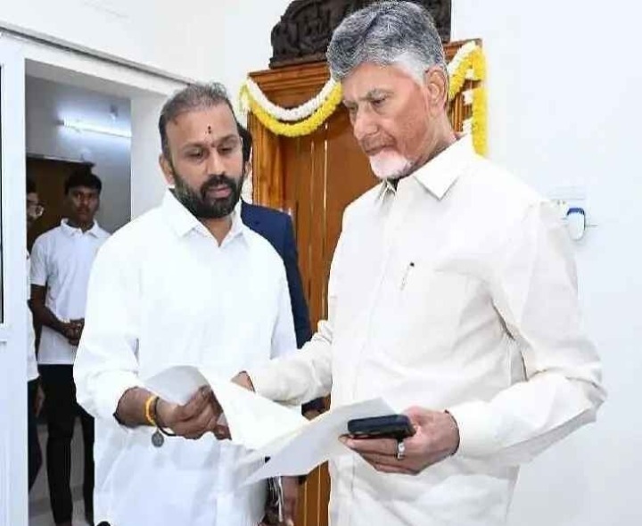 బద్వేల్ నియోజకవర్గం అభివృద్ధిపై సీఎంకు వినతి