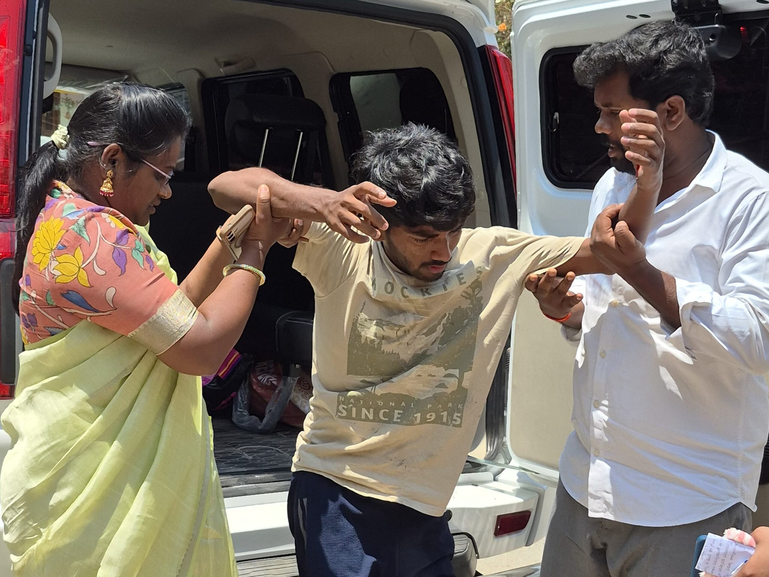 గొప్ప మనసు చాటుకున్న మేయర్ గుమ్మాల మమత