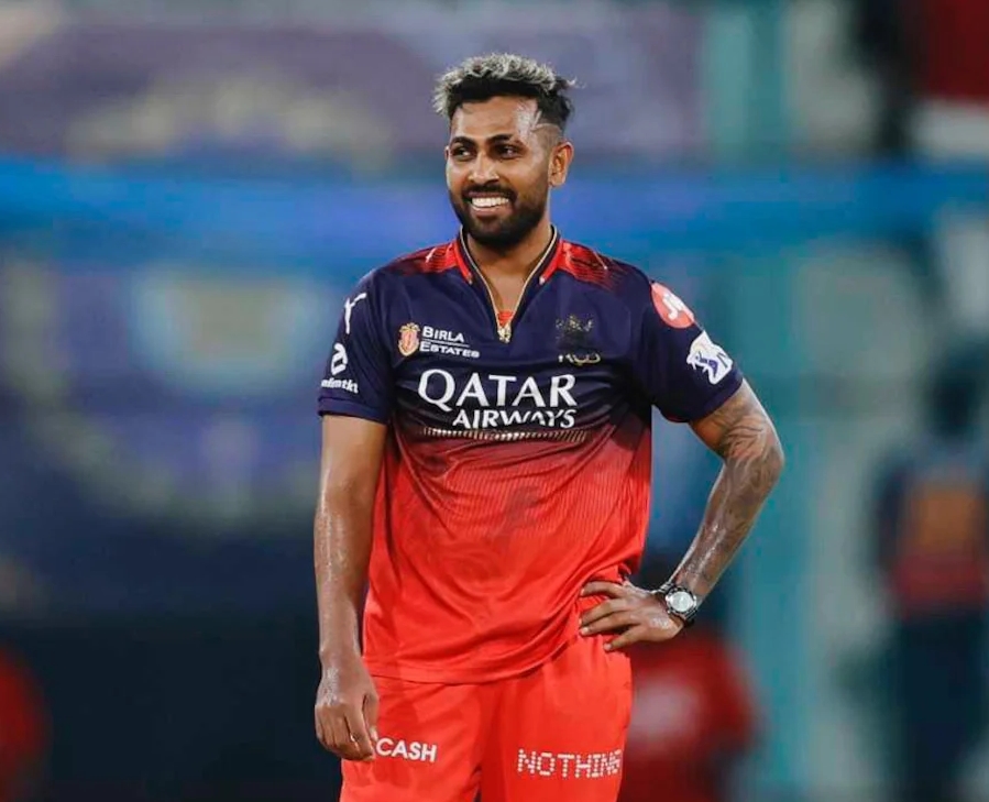 కోర్టును ఆశ్రయించిన RCB స్టార్ ప్లేయర్