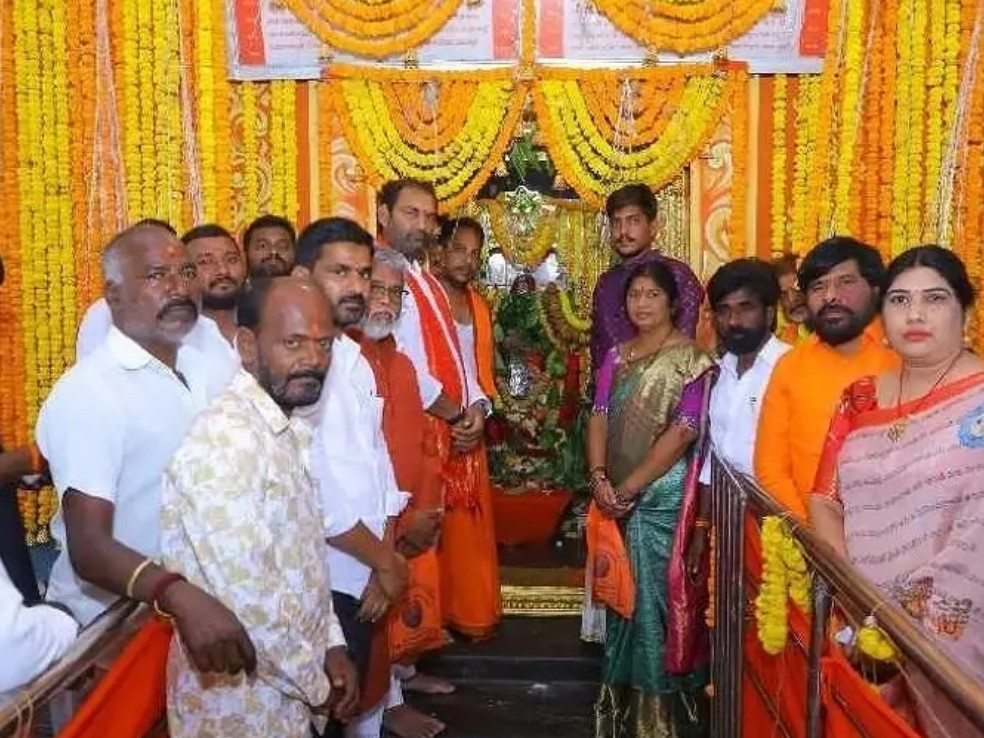 హనుమాన్ శోభాయాత్రలో పాల్గొన్న ఎమ్మెల్యే