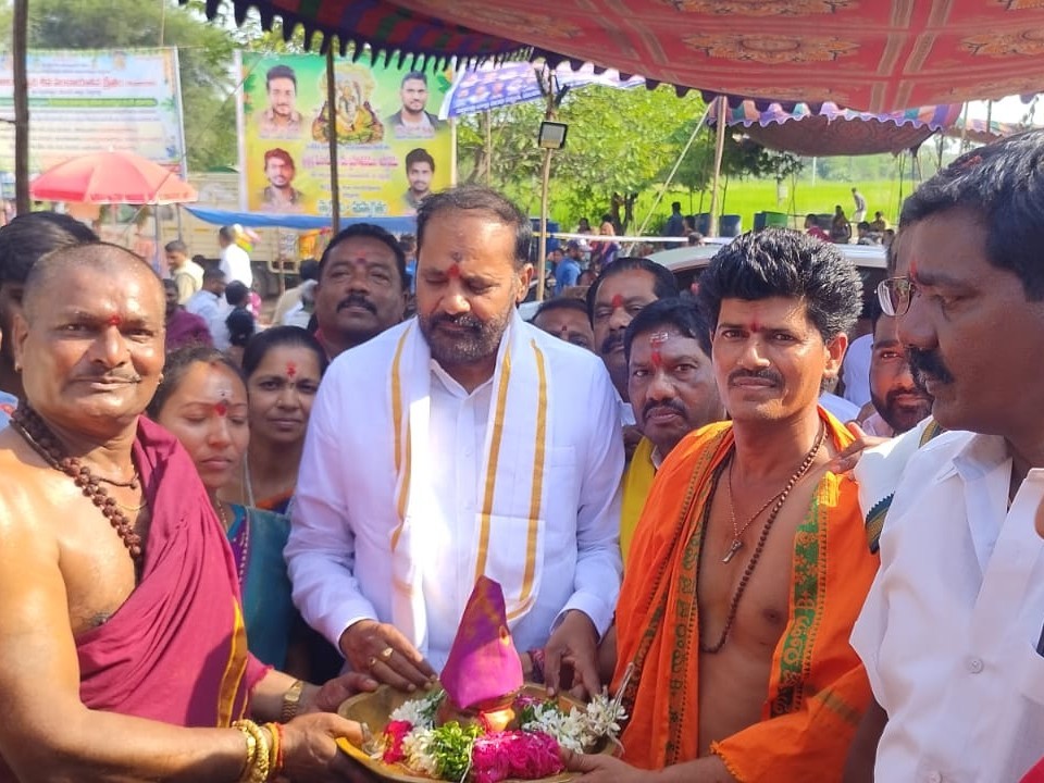 ఘనంగా అమ్మాయి దేవి బ్రహ్మోత్సవాలు