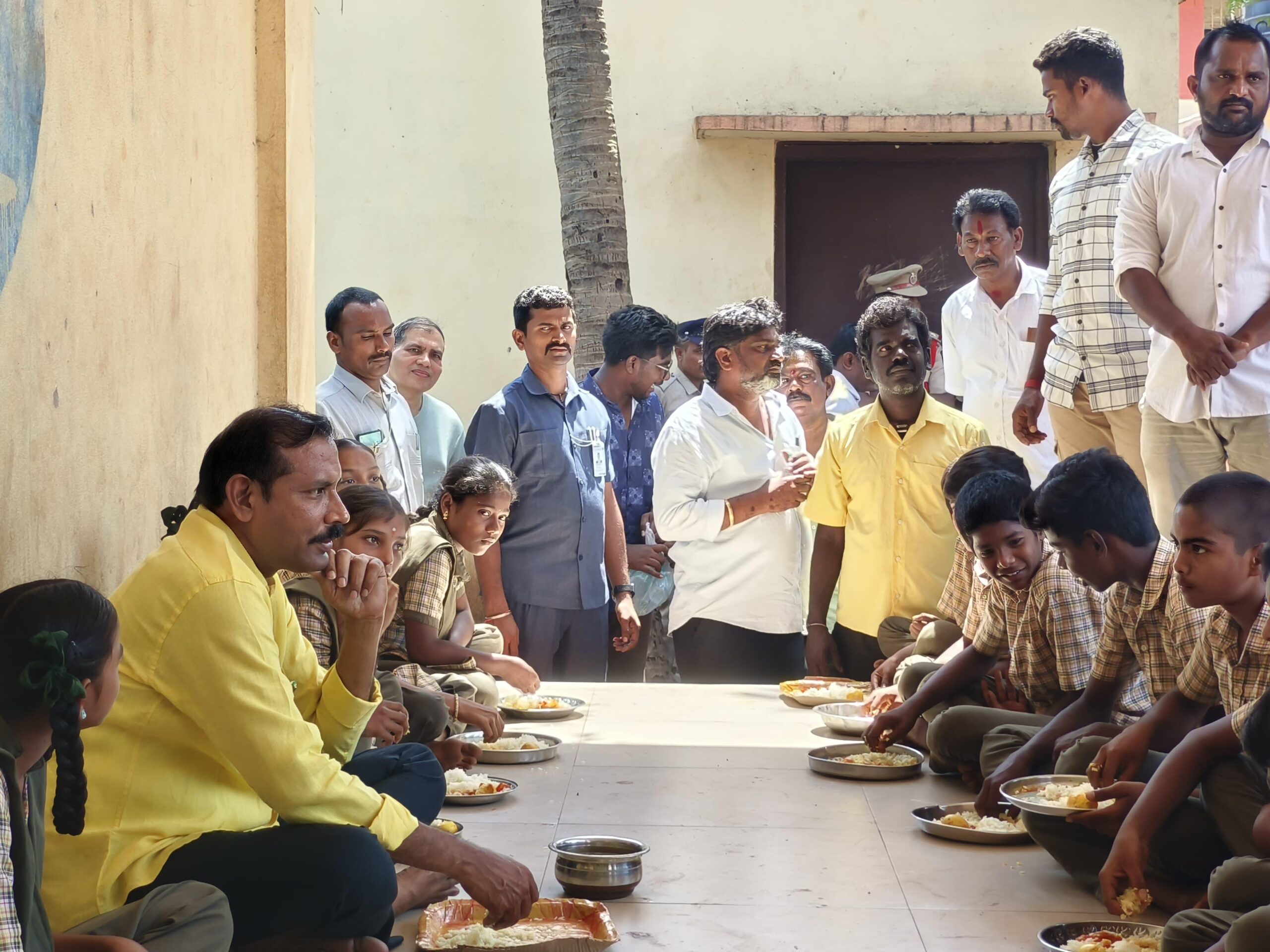 గంగవరం పాఠశాలలో పల్లా ఆకస్మిక తనిఖీ