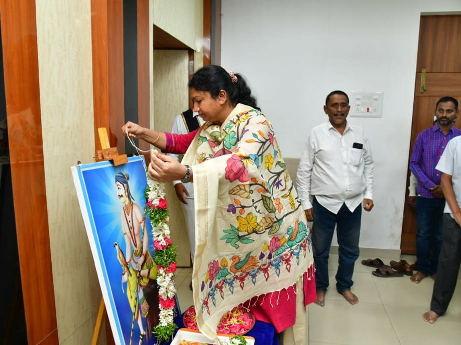 కలెక్టరేట్‌లో సర్వాయి పాపన్న గౌడ్ వర్ధంతి వేడుకలు