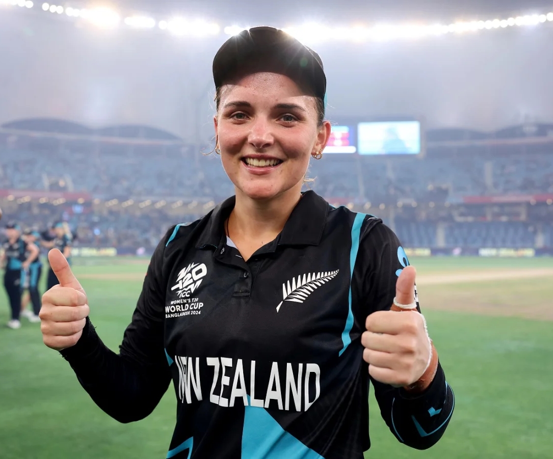 చరిత్ర సృష్టించిన న్యూజిలాండ్ ప్లేయర్‌