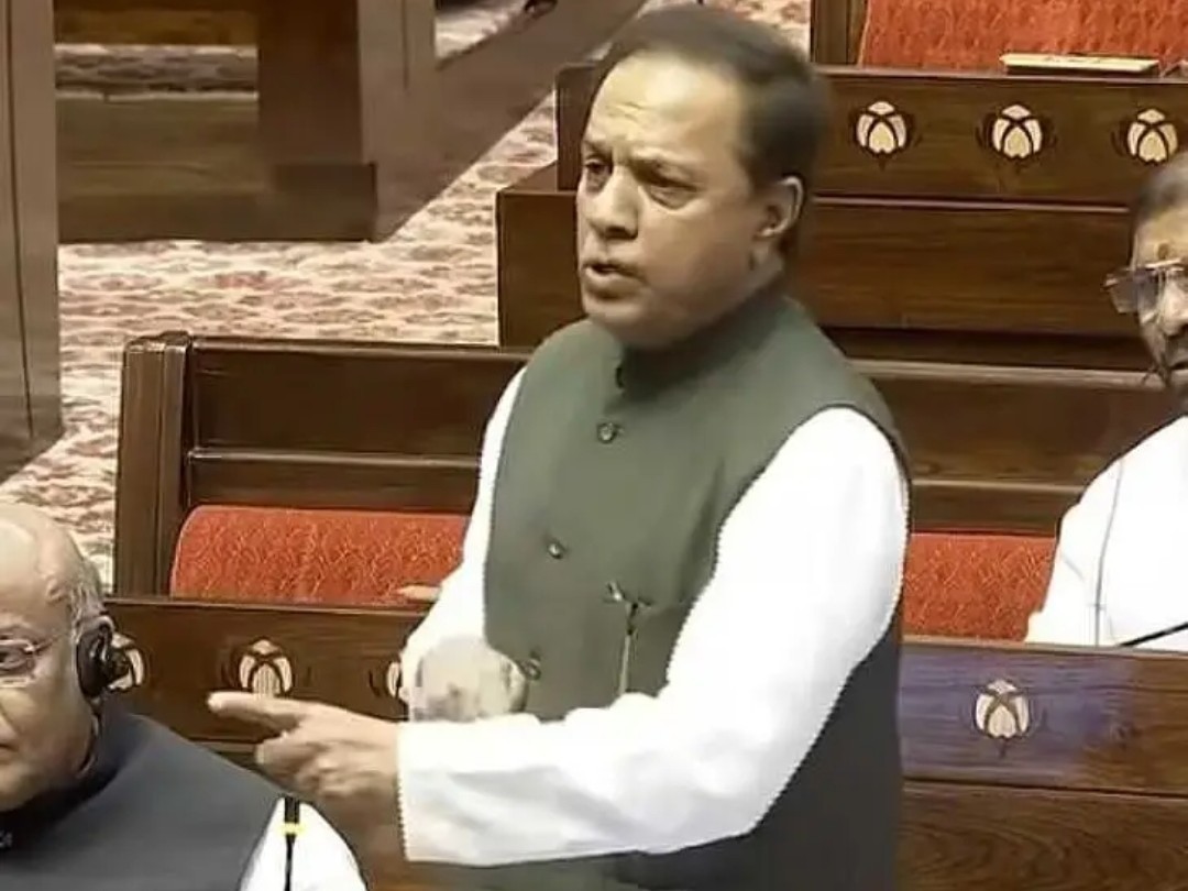 కేంద్ర మంత్రి క్షమాపణ చెప్పాలి: ఎంపీ