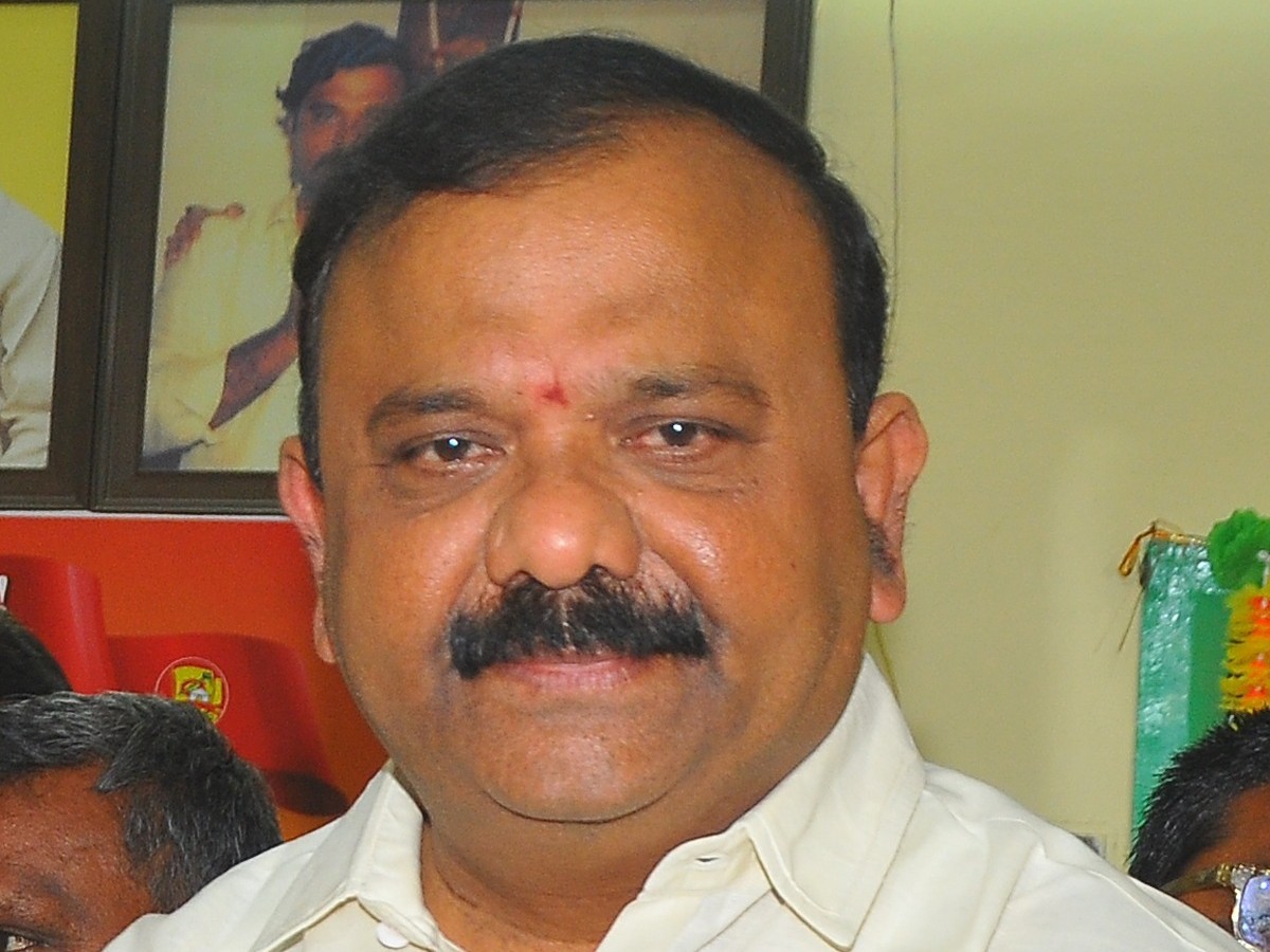 దళారీ వ్యవస్థను సహించబోము ఎమ్మెల్యే