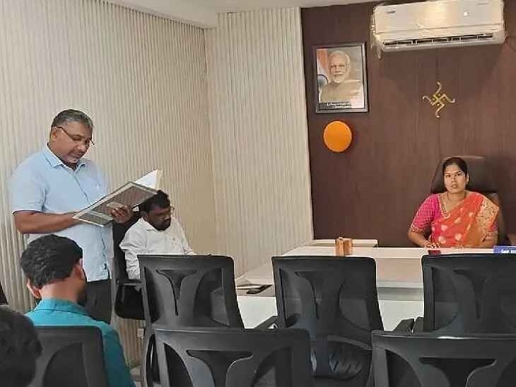 నారాయణపేటలో హక్కుల బహిరంగ వేలం