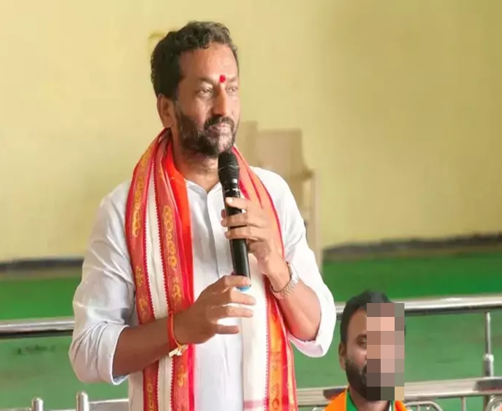 విమానాశ్రయాల కోసం భూసేకరణ జరపాలి: రఘునందన్