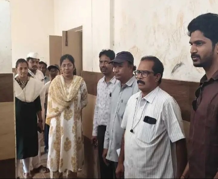 ఆరుగొలను హాస్టల్‌ను తనిఖీ చేసిన కమిటీ