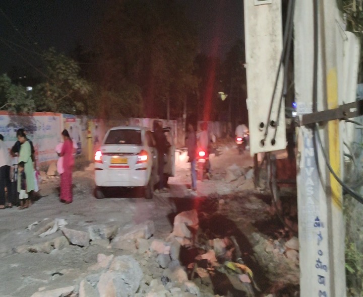 ఉప్పల్ నుంచి చిల్కానగర్ రోడ్డు బంద్