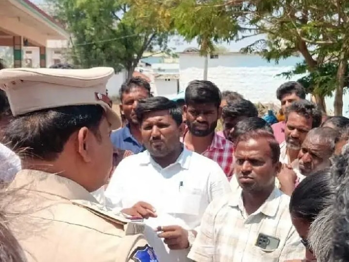 ‘తేజశ్రీ కుటుంబానికి న్యాయం చేయాలి’