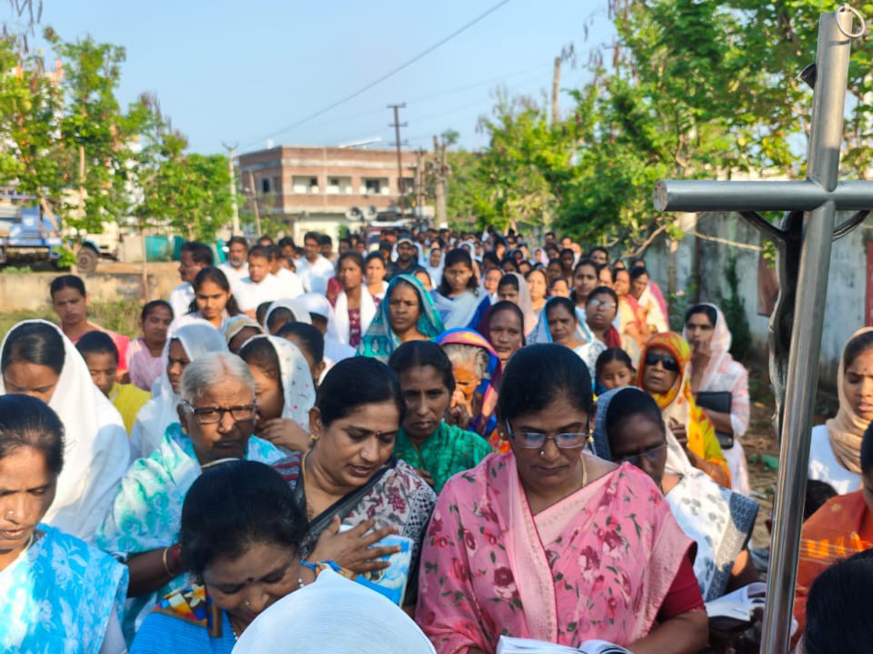 పెద్ద బొడ్డేపల్లిలో క్రైస్తవులు ర్యాలీ
