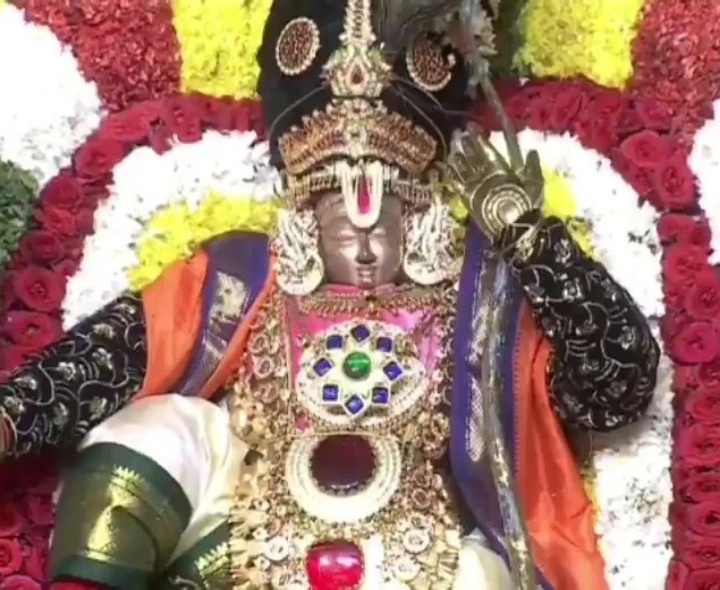 కాళీయమర్దనుడై అభయమిచ్చిన కోదండరాముడు