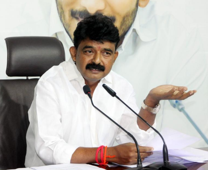 ‘అలాంటి పోలీసులను ఎప్పుడూ బెదిరించలేదు’