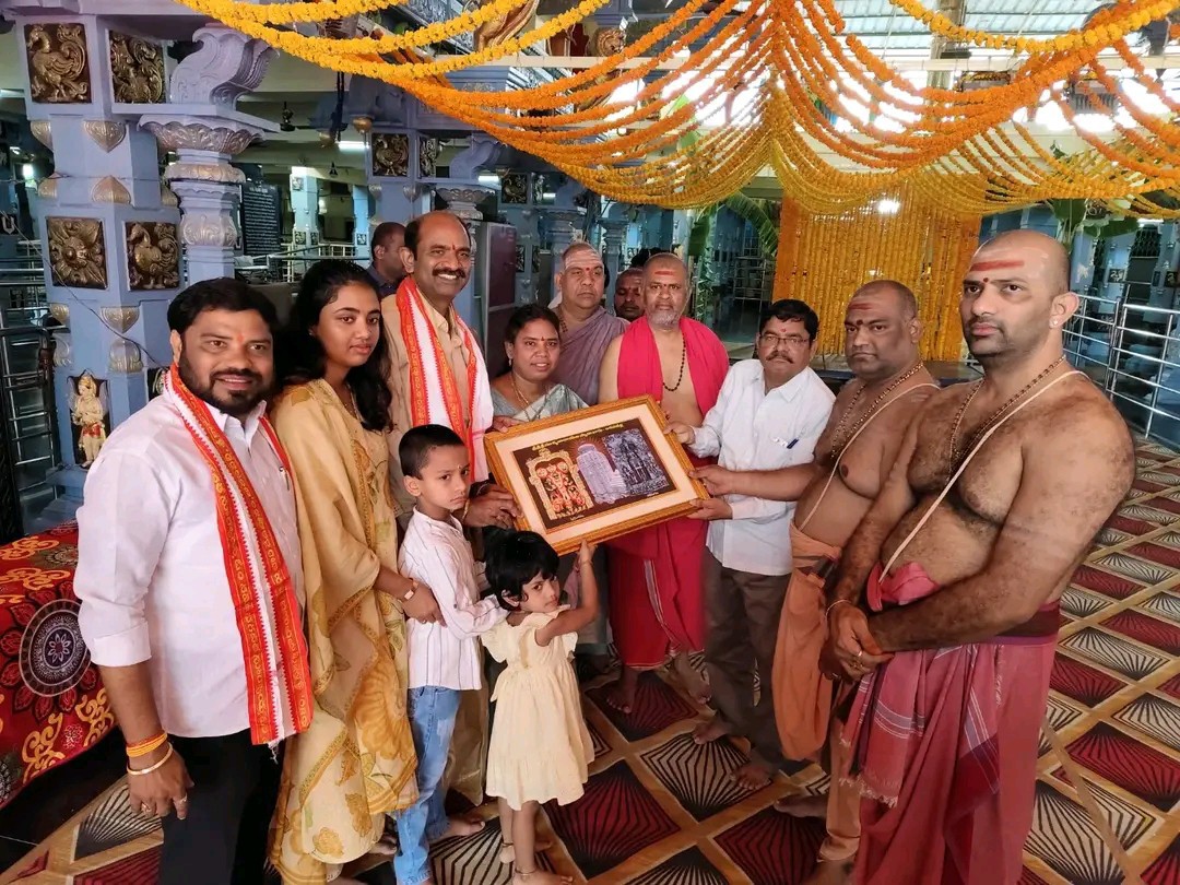 ఆదిత్యని సేవలో ఎంపీ కలిశెట్టి