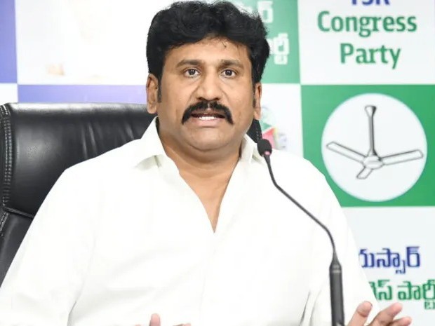 తోపుదుర్తికి చెందిన రాక్రీట్‌ సంస్థపై కేసు నమోదు