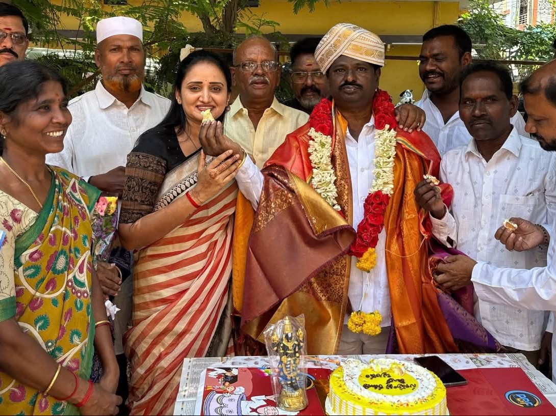 సేవా పురస్కార గ్రహీతకు ఘన సత్కారం