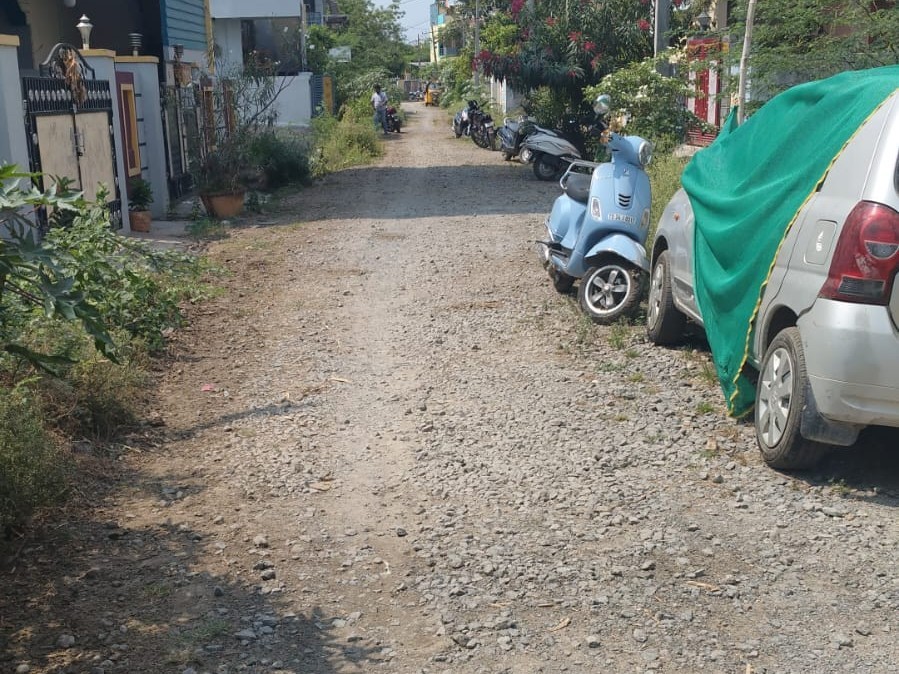 ‘మా కాలనీని జర పట్టించుకోండి సారూ’