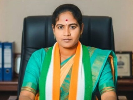 పురుగుల మందు తాగి సర్పంచ్ లహరిక మృతి