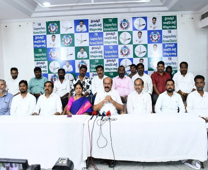 ఒకే ప్రాంతాన్ని అభివృద్ధి చేయడం న్యాయమా