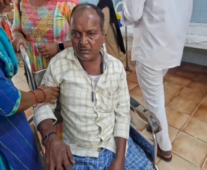 మదనపల్లెలో రోడ్డు ప్రమాదం.. వ్యక్తికి తీవ్ర గాయాలు