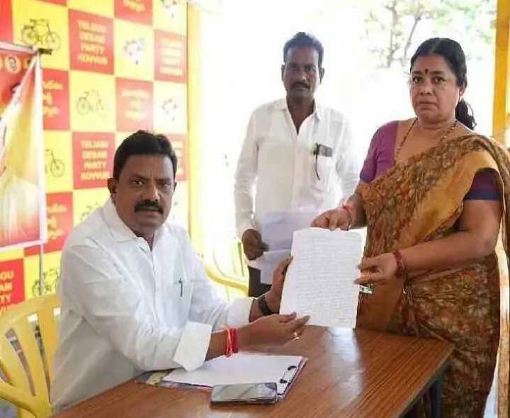 కొవ్వూరులో ‘ప్రజా గ్రీవెన్స్’ నిర్వహణ కార్యక్రమం