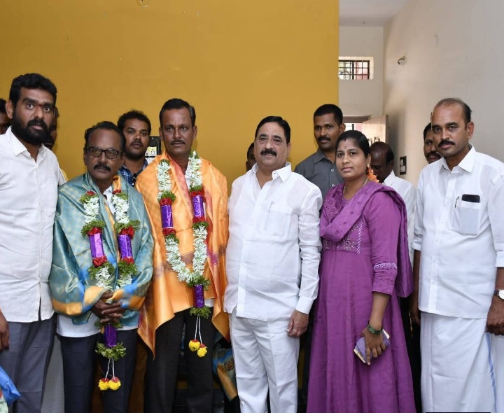 సర్పంచులను సత్కరించిన రాయదుర్గం ఎమ్మెల్యే