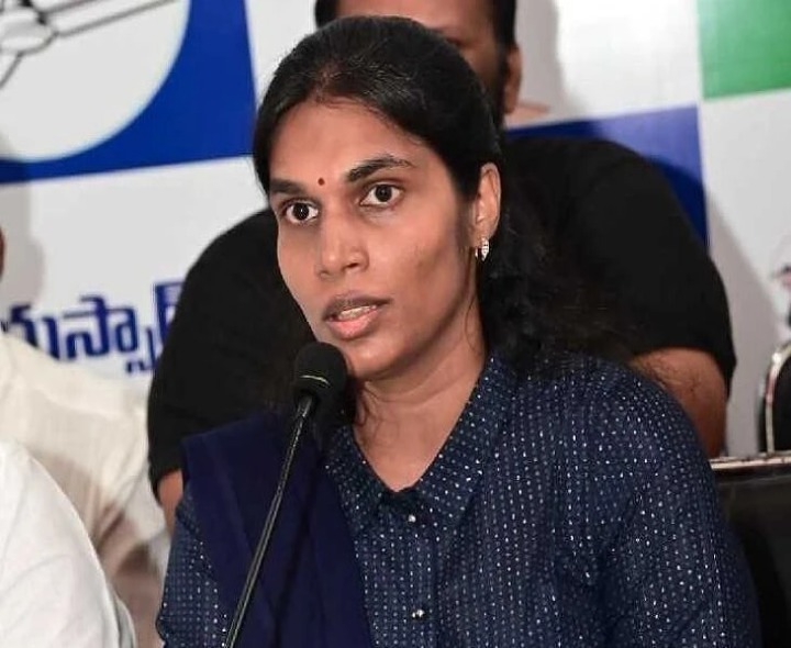 మహిళలకు రక్షణ ఏది: కాకణి పూజిత