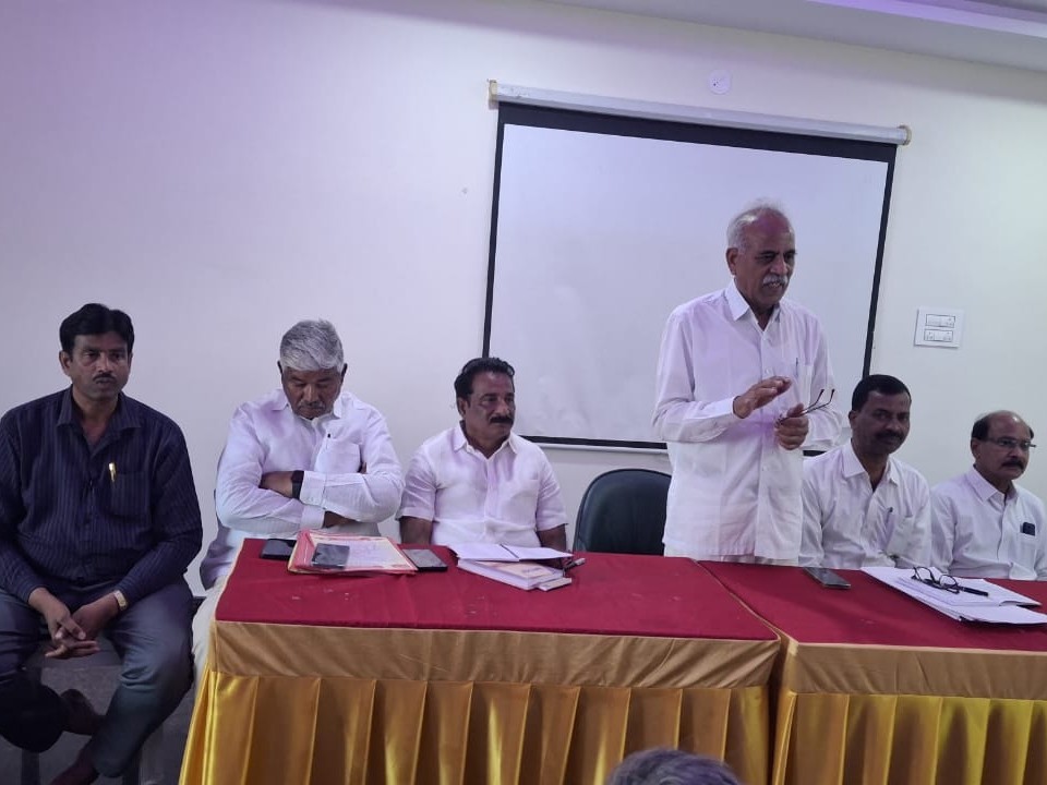 పోరాట పార్టీకి చేయూతనివ్వండి: పల్లా