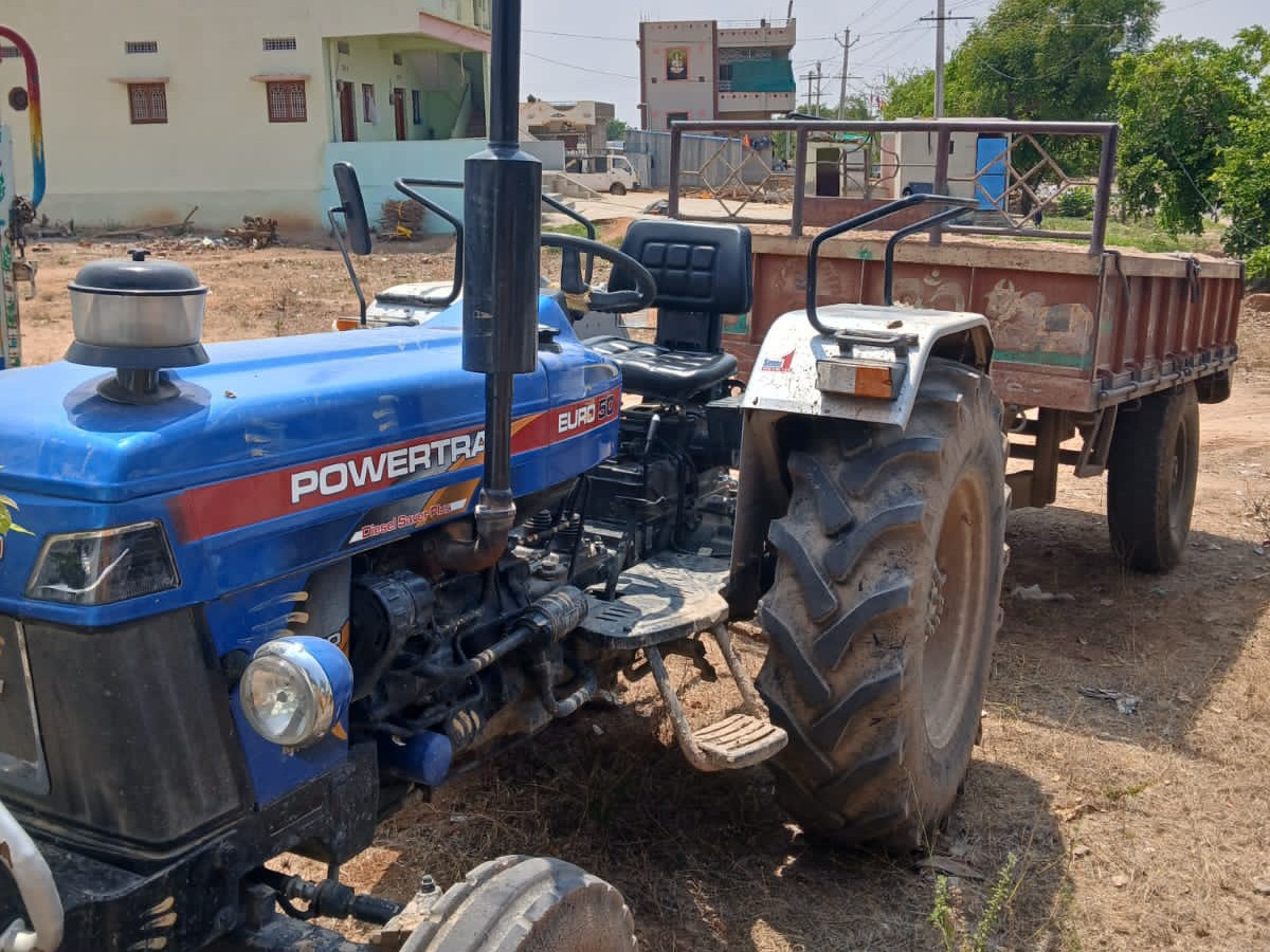 ఇసుక మాఫియాపై పోలీసుల పంజా