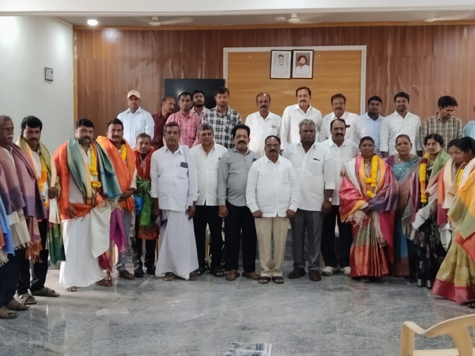 సోమలలో తాజా మాజీ సర్పంచులకు సన్మాన కార్యక్రమం