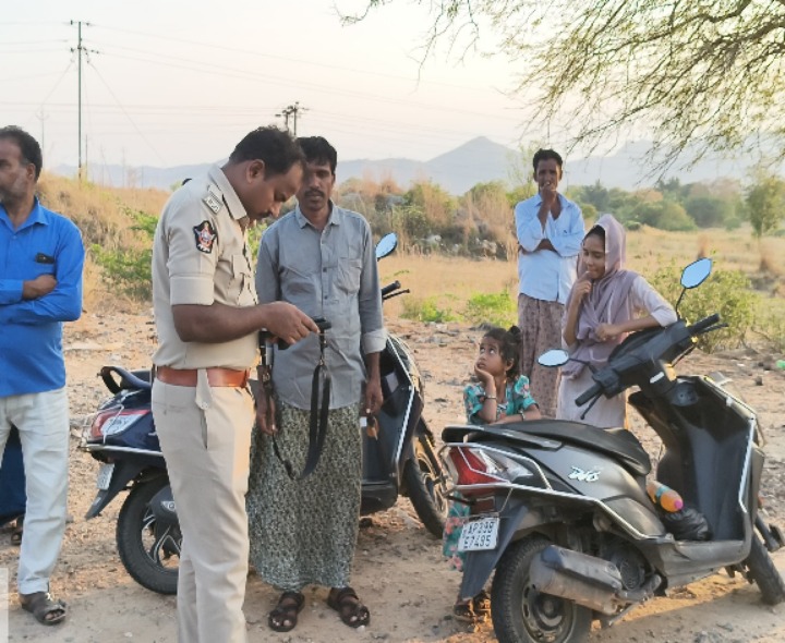 జిల్లా వ్యాప్తంగా పోలీసుల ముమ్మర తనిఖీలు