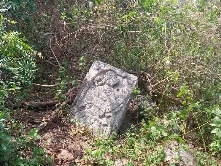 మల్యాలలో బయటపడిన ఆంజనేయస్వామి రాత్రి విగ్రహం