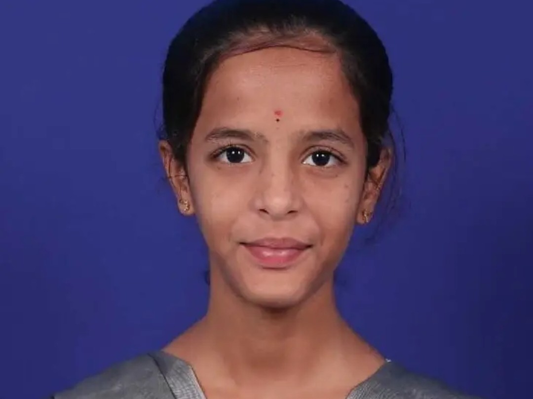 రాష్ట్రస్థాయి పోటీల్లో దేవరకద్ర విద్యార్థిని మెరుపులు