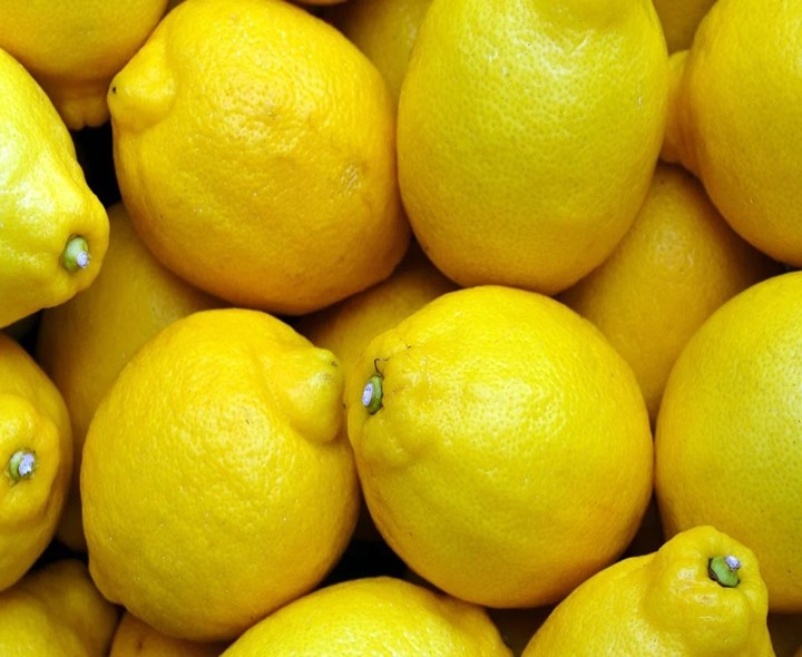 రికార్డు స్థాయిలో నిమ్మకాయల ధరలు