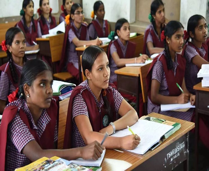 విద్యార్థులకు రేవంత్ సర్కార్ గుడ్‌న్యూస్