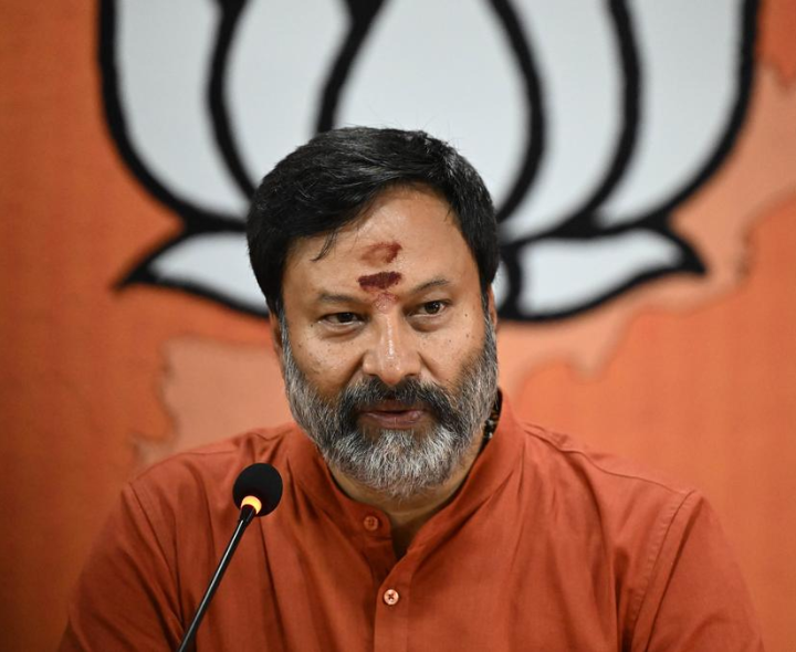 ‘చేతనైతే జగన్ చేతిలో భగవద్గీత పెట్టాలి’