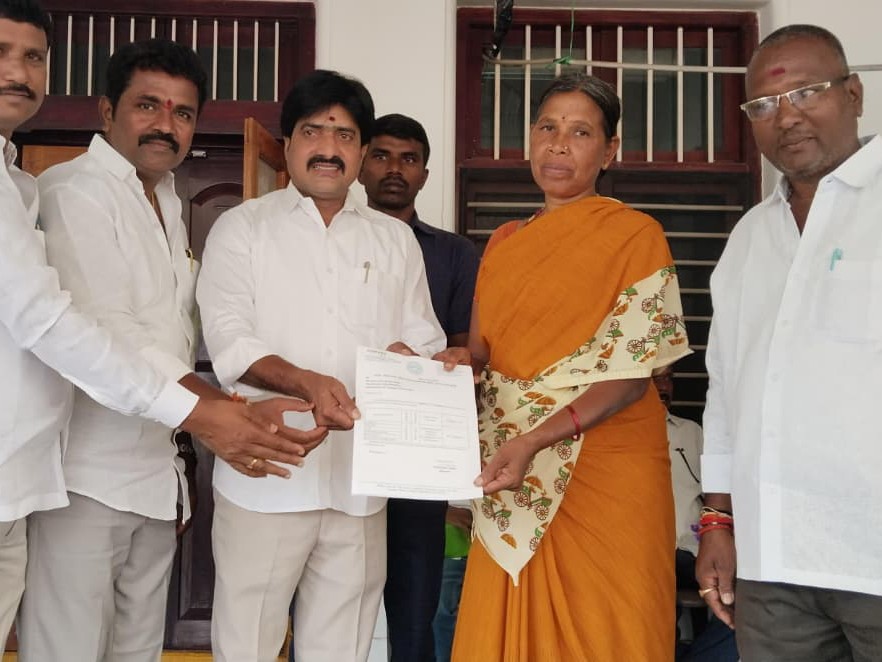 ప్రాణదాతగా నిలిచిన సీఎంఆర్ఎఫ్: ఎమ్మెల్యే