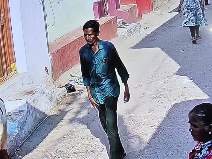 ‘దొంగను గుర్తించండి.. పోలీసులకు సమాచారం ఇవ్వండి’